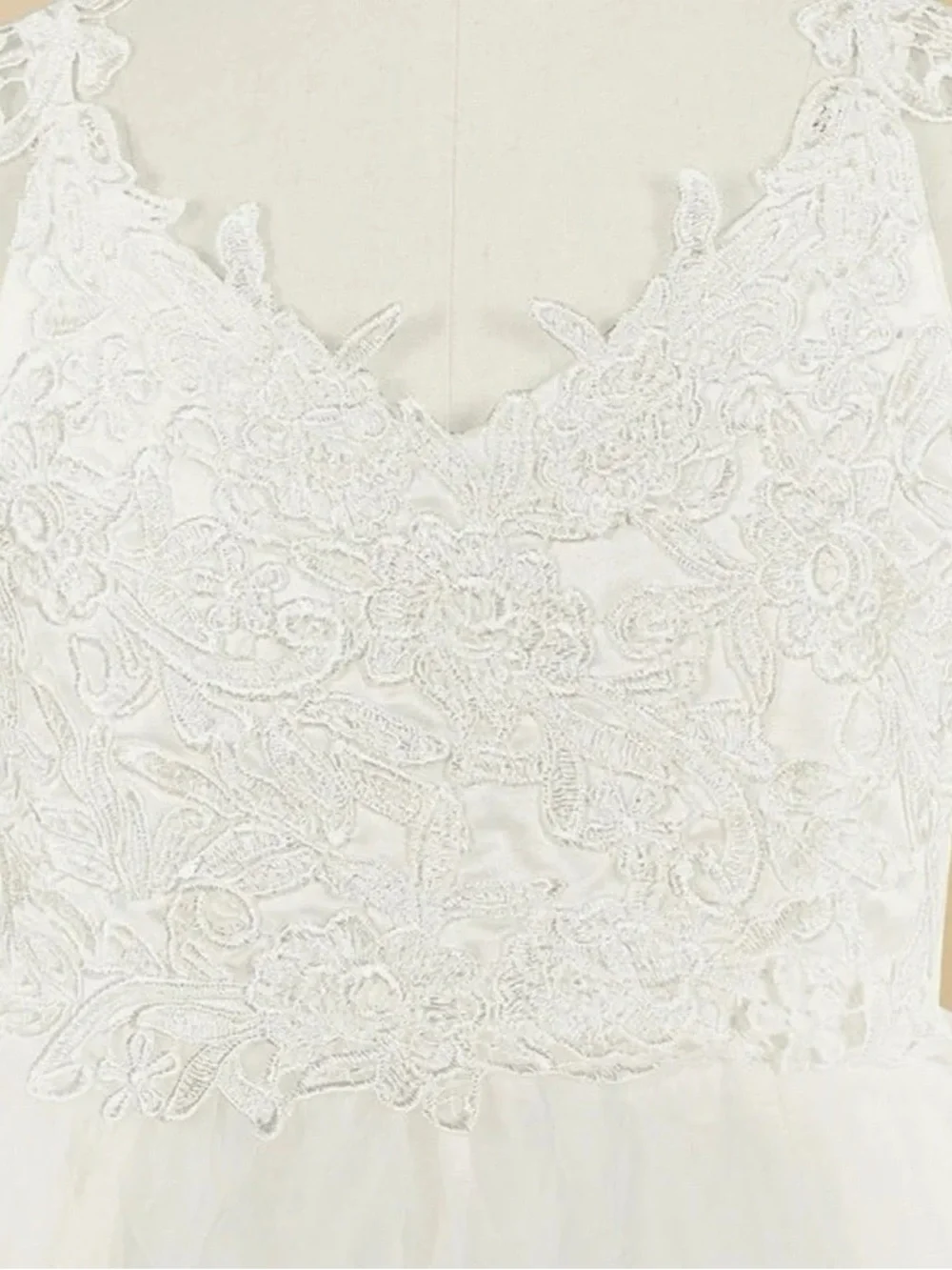 Azazie Ellison NWT Diamond White Lace Tulle Flower Girl Dress Size 6